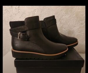 NWT Naturalizer Black Women's Ankle Boots
